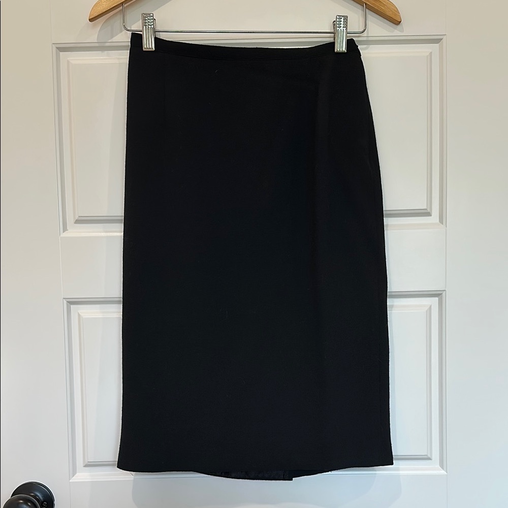 Valentino Black Knee-Length Pencil Skirt With Front Slit - Picture 4 of 4
